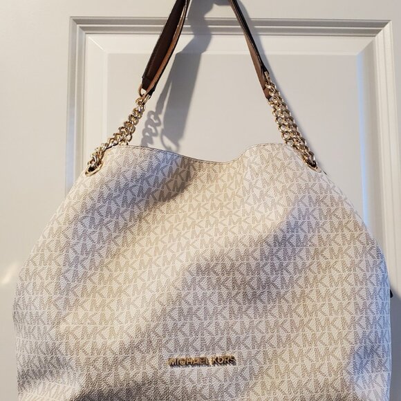 Michael Kors Tote - Picture 2 of 16
